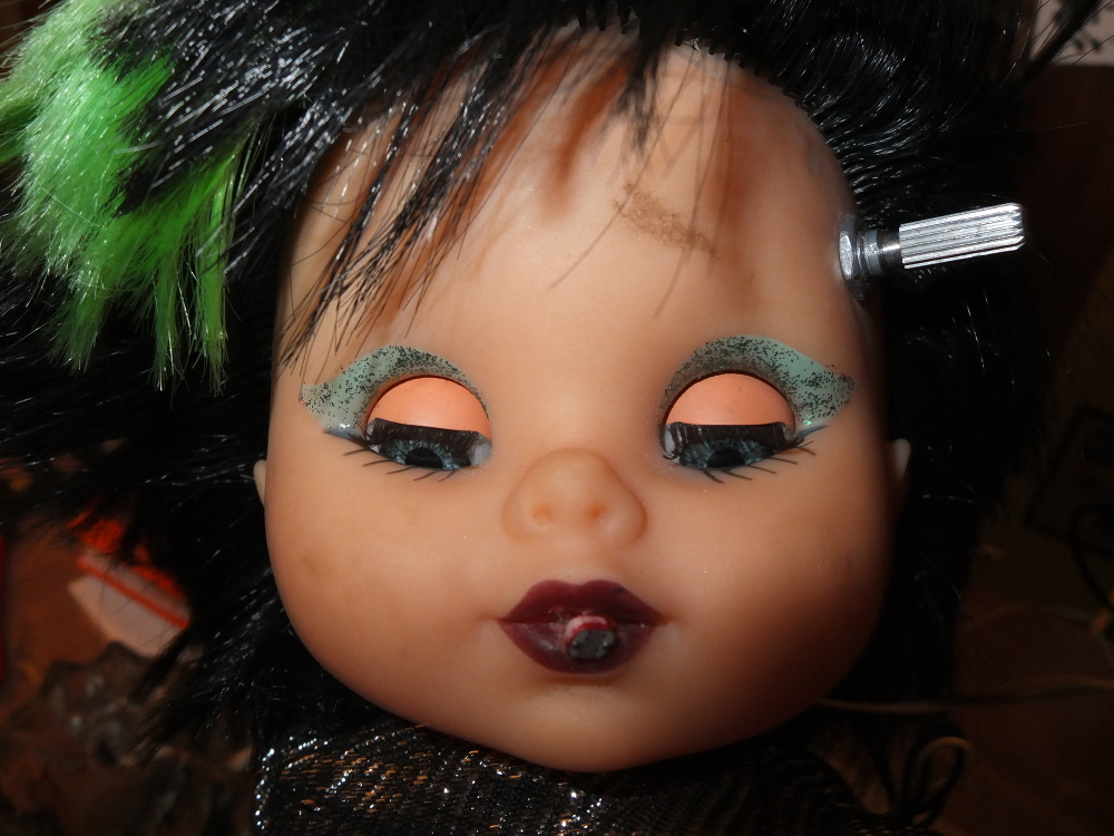 lipstick light sensor